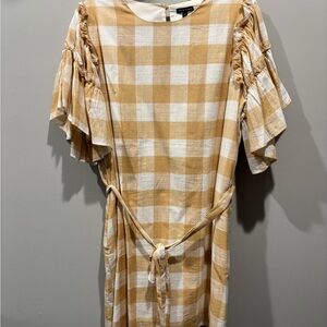 Who What Wear Tan and White Ruffled Tie Front Sundress